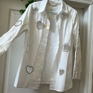 Lizette Collection Heart Cut Out Shirt NWT